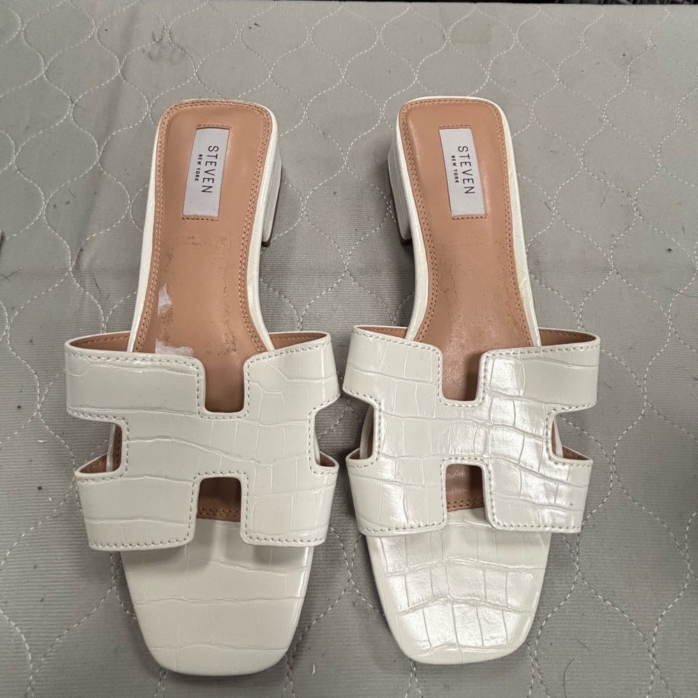 Steven White Croc-Embossed Slide Loafers